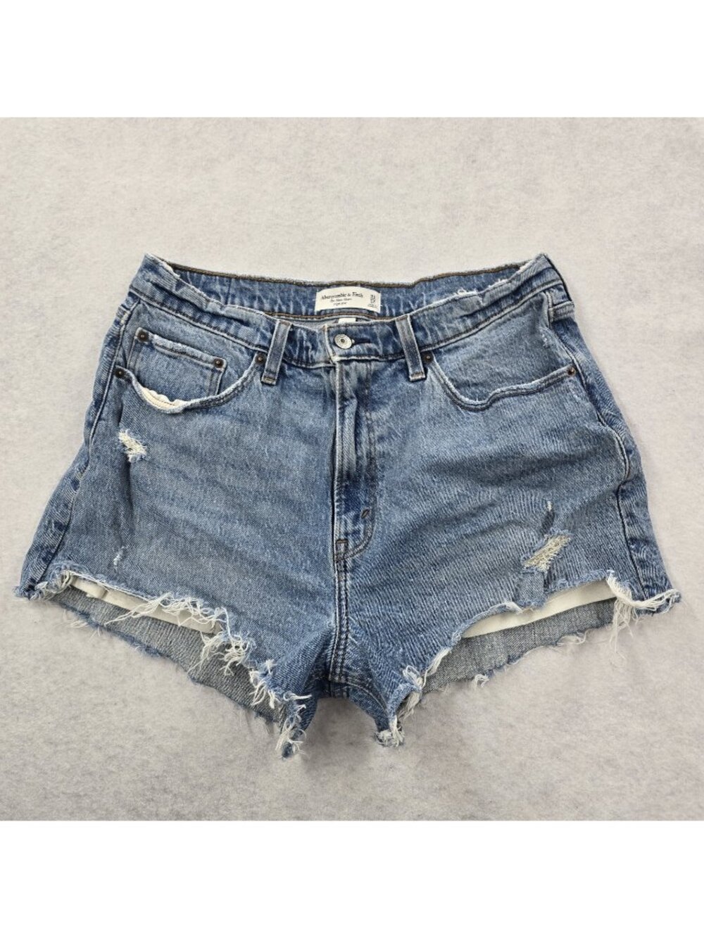 Abercrombie & Fitch The Mom Short High Rise Sz 31/12 Distressed Frayed Cut Off
